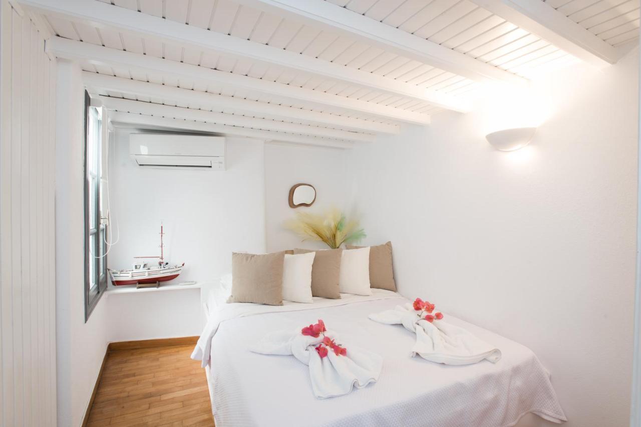 Alessios * Mykonos Town